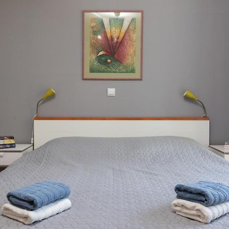 Beach Front Apartment Подгора Экстерьер фото