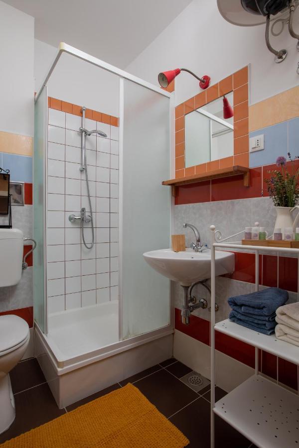 Beach Front Apartment Подгора Экстерьер фото